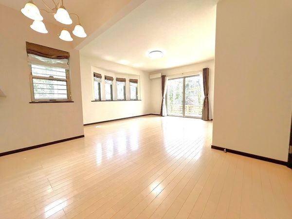 三保町 戸建 リビング 三保町 戸建 リビング
