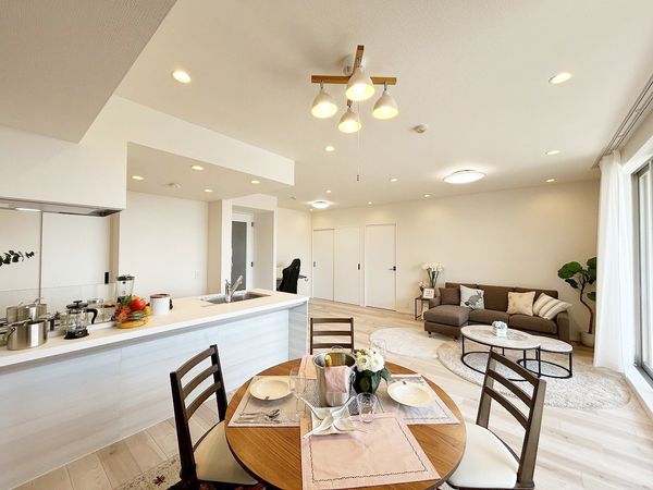 セルシオヒルズすずかけ台 リビング