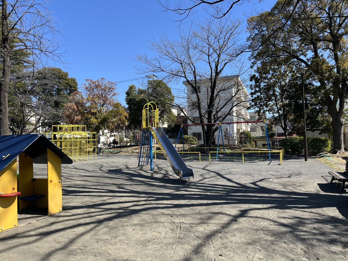 シーアイコートたまプラーザ 美しが丘第八公園(約300m) 美しが丘第八公園(約300m)
