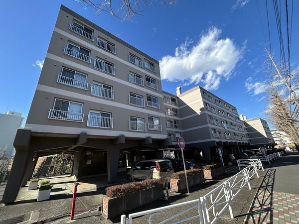 竹山団地 3102号棟 外観 竹山団地 3102号棟 外観