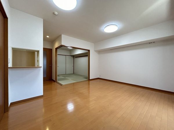 森の台ウィステリアランド センターコート リビング 森の台ウィステリアランド センターコート リビング