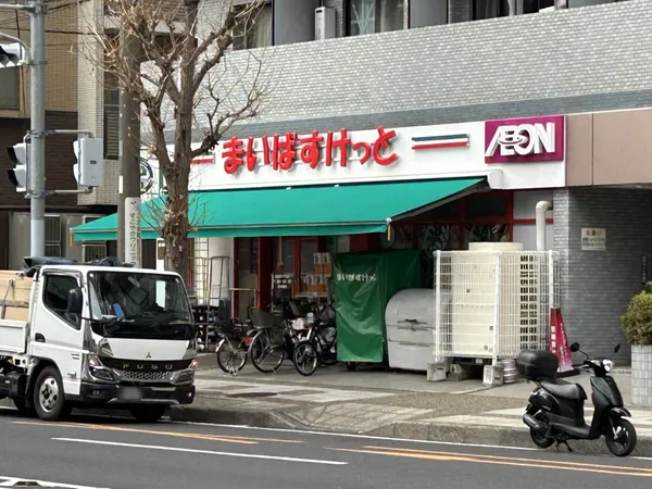 徒歩1分。