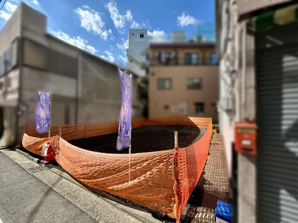 ○ 京急本線 「黄金町」駅より 平坦徒歩４分○ 京急本線 「日ノ出町」駅より 平坦徒歩６分○ ブルーライン 「阪東橋」駅より 平坦徒歩８分○ ＪＲ京浜東北・根岸線 「桜木町」駅より 平坦徒歩１６分