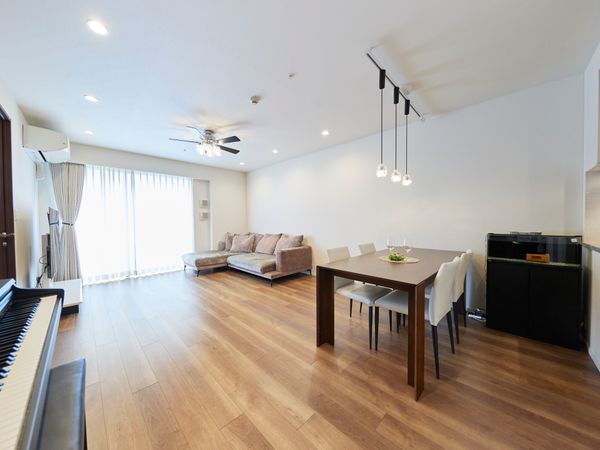 ザ・タワー横浜北仲 リビング ザ・タワー横浜北仲 リビング