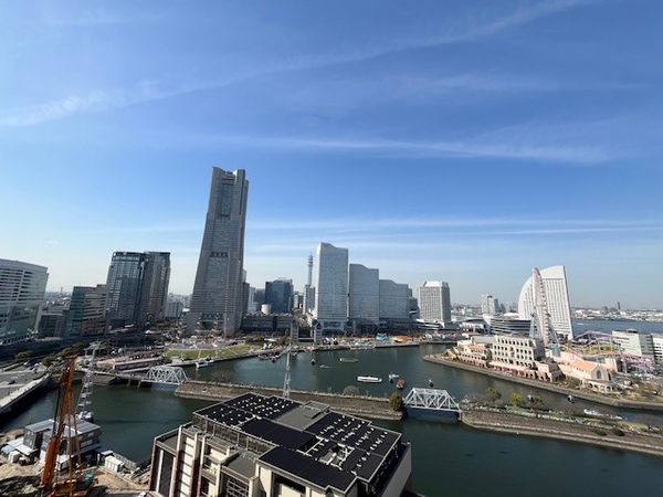 ザ・タワー横浜北仲 バルコニーからの眺望