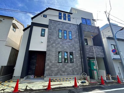 新宿区市谷加賀町1丁目 新築戸建 外観
