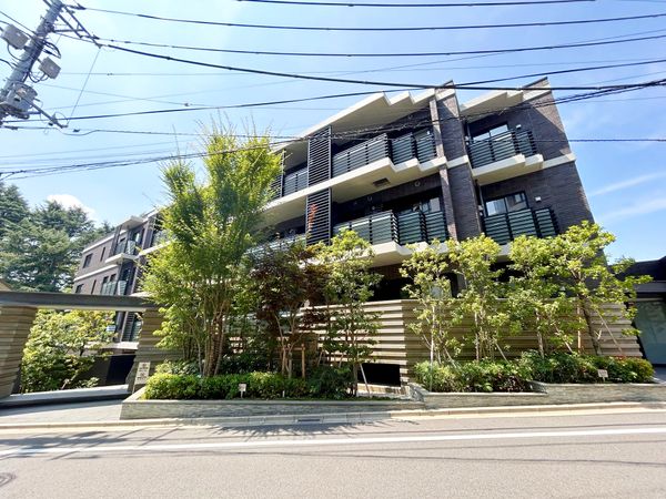 ザ・パークハウス御苑内藤町 外観