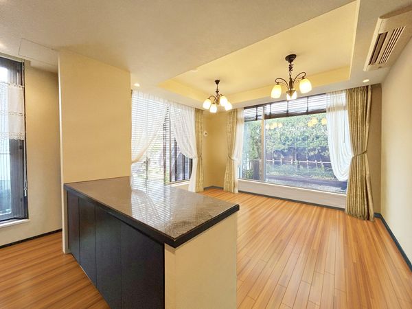 Brillia外苑出羽坂 リビング