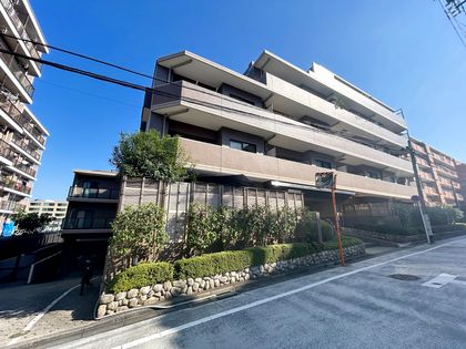 日神パレステージ信濃町 外観