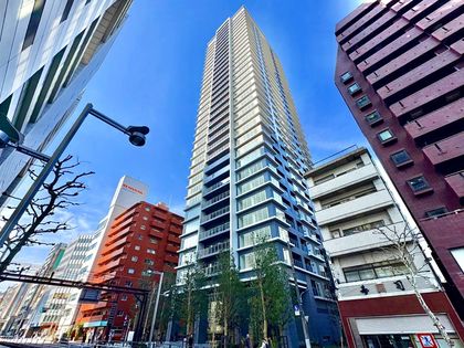 クラッシィタワー新宿御苑 外観