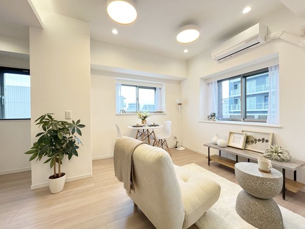 アビテ四谷三丁目 リビング アビテ四谷三丁目 リビング