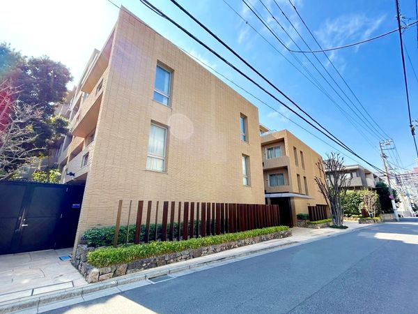 パーク・コート市谷加賀町二丁目 外観 パーク・コート市谷加賀町二丁目 外観