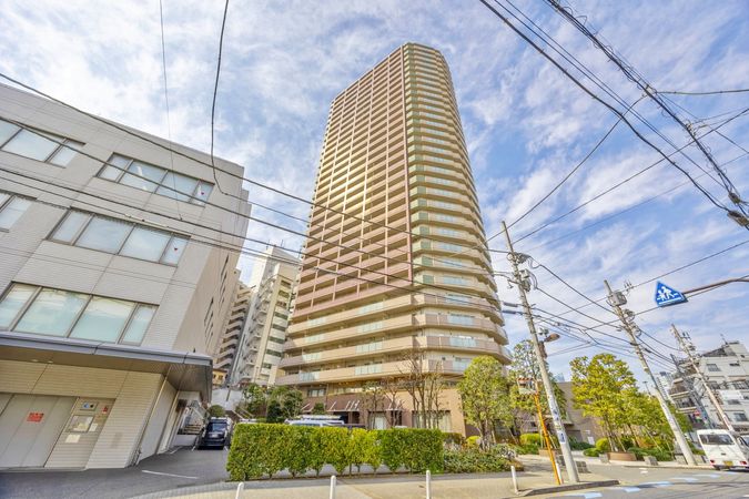 ローレルコート新宿タワー 外観