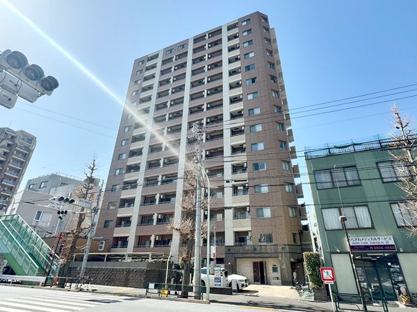 プレサンス本駒込アカデミア 外観