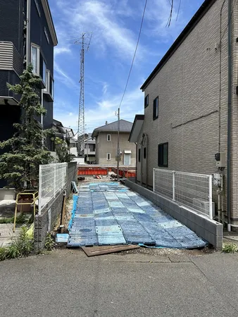 現地