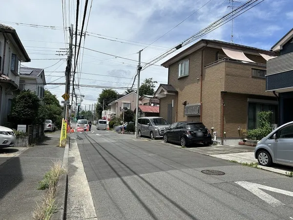 前面道路と周辺環境