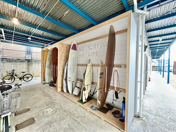 専用サーフボード置場