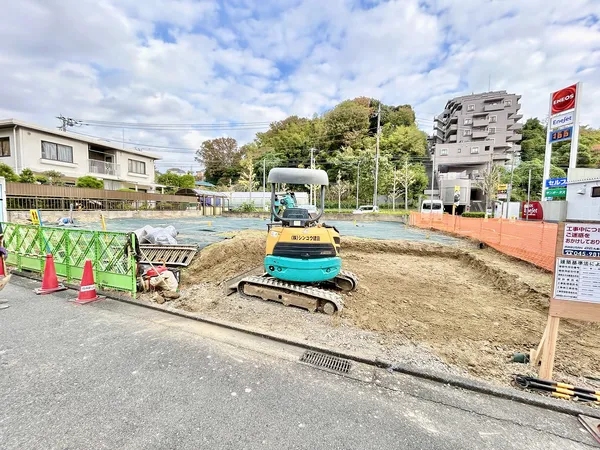 令和7年11月撮影建物は令和8年2月末完成予定
