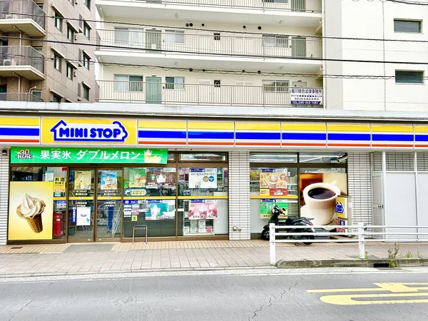 ミニストップ星川駅北口店