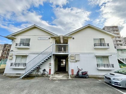 グランドパレスサネカタ 外観