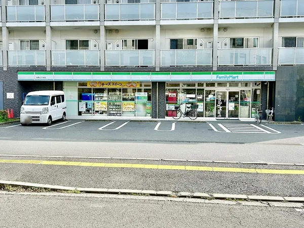 ファミリーマート大岡二丁目店