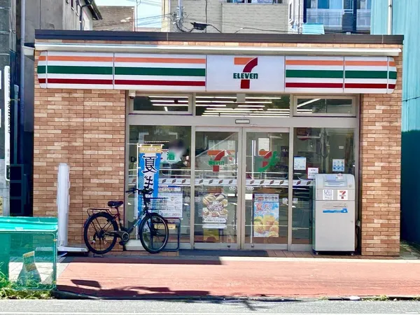 セブン-イレブン横浜弘明寺駅前店