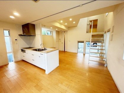 港北区鳥山町(戸建) リビング