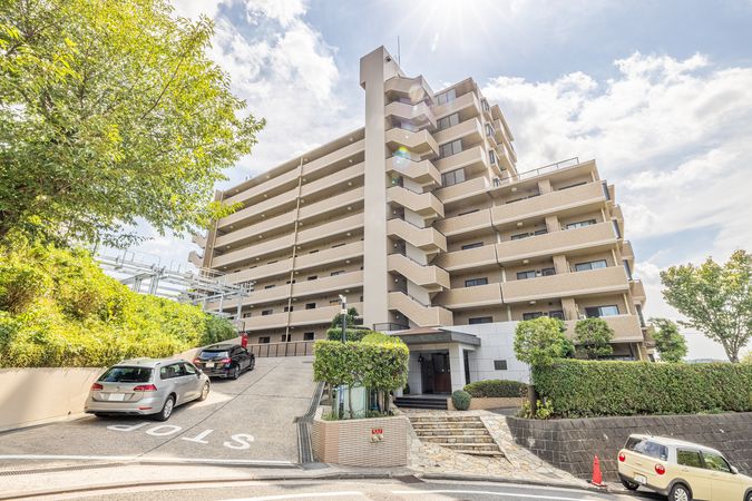 クレストフォルム市が尾南 外観