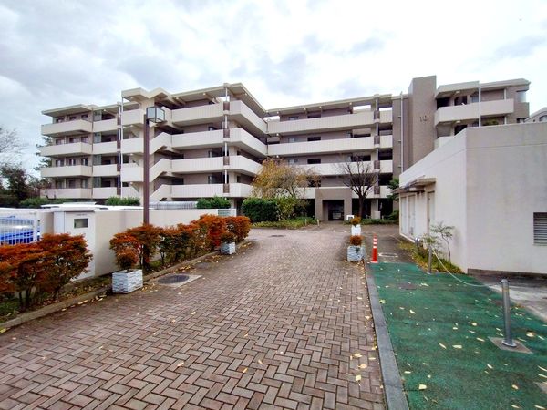 サザンヒルズ竹山 10番館 外観 サザンヒルズ竹山 10番館 外観