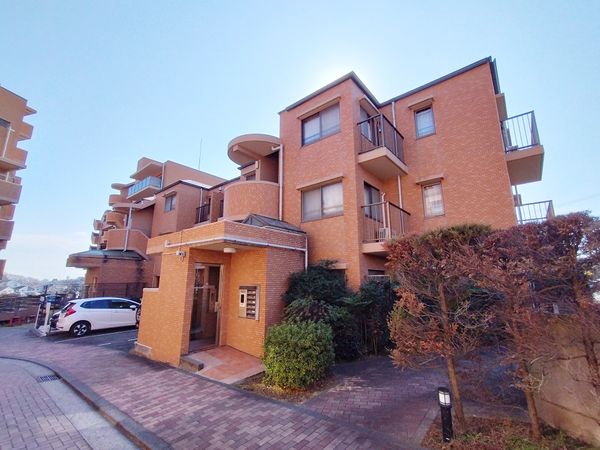 ファミールガーデン横浜小机 参番館 外観 ファミールガーデン横浜小机 参番館 外観