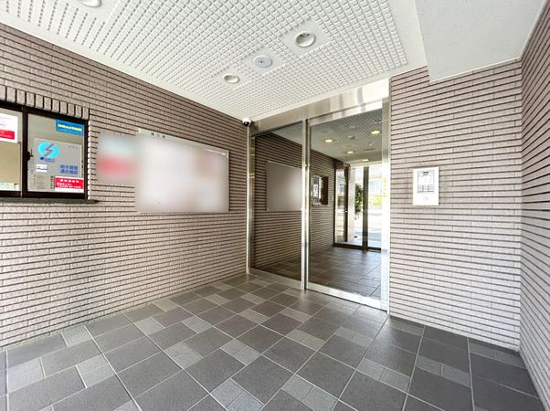 アピオ横浜鴨居 エントランス アピオ横浜鴨居 エントランス