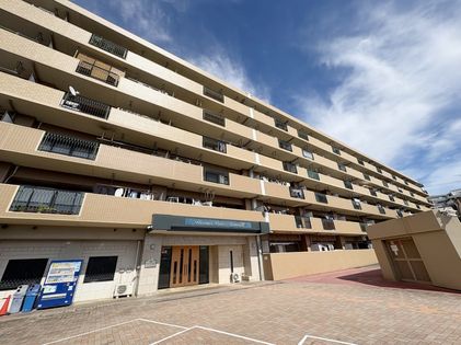 フローレンスパレス鴨居 Ⅲ 外観