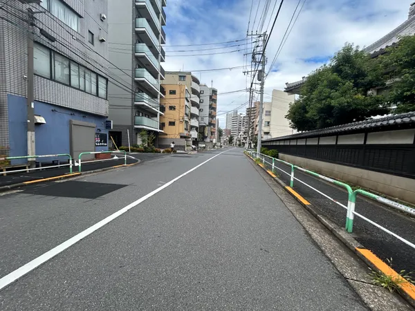 前面道路（公道）