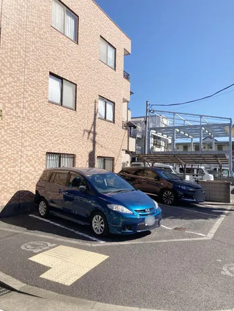 駐車場（車種による）