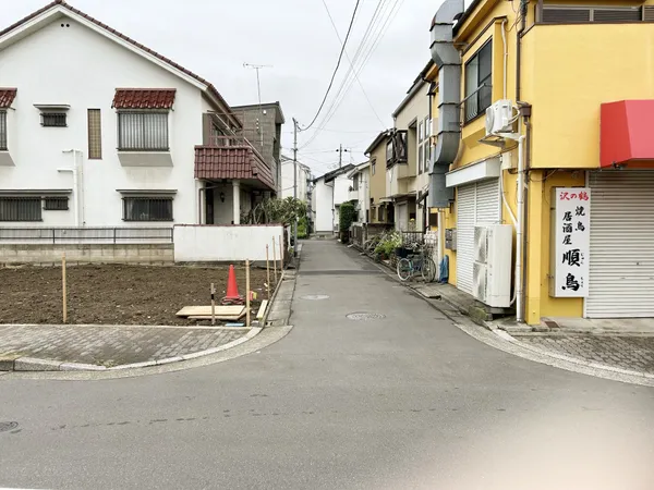 物件前面道路（２０２５年５月撮影）