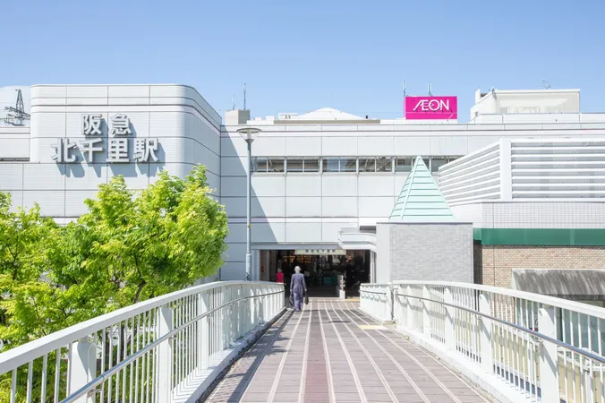徒歩10分。