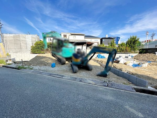 箕面市半町3丁目A号棟 戸建 外観
