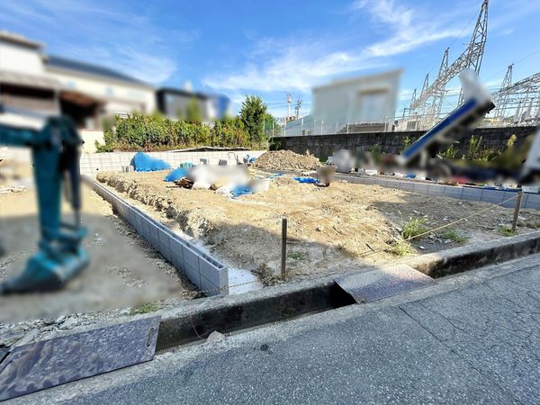 箕面市半町3丁目B号棟 戸建 外観