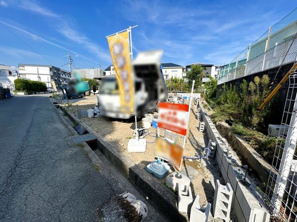 箕面市半町3丁目C号棟 戸建 外観