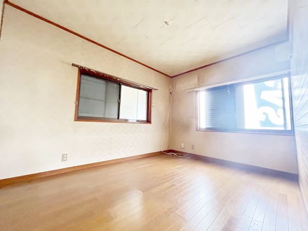 東泉丘2丁目 中古戸建 室内 東泉丘2丁目 中古戸建 室内