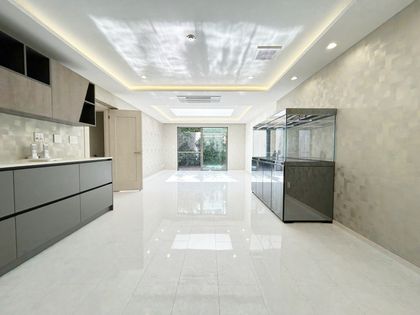 豊中市東豊中町3丁目 戸建 リビング