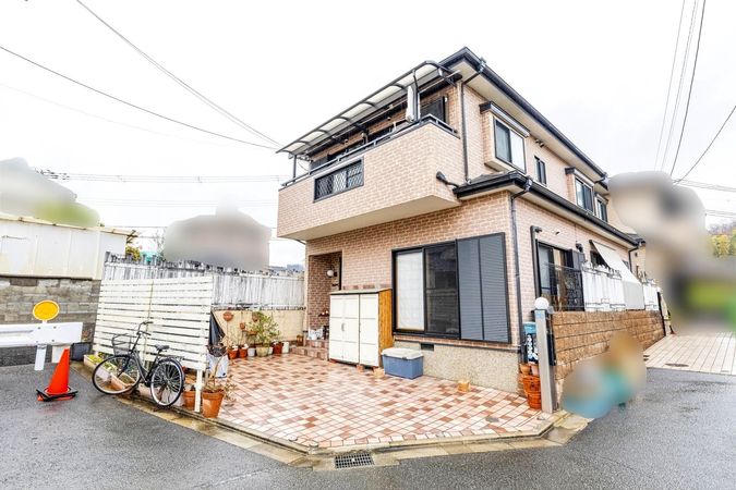 吹田市山田東一丁目 戸建 外観