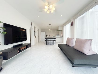 箕面市森町南2丁目【戸建】 リビング