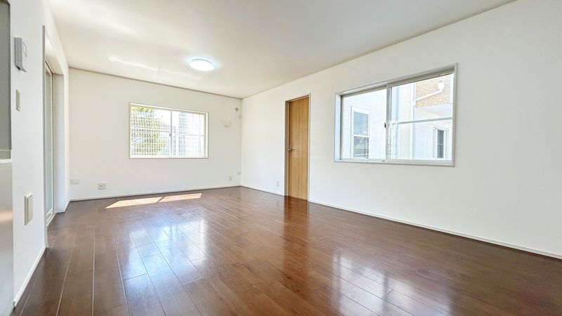 箕面市牧落5丁目 戸建 リビング