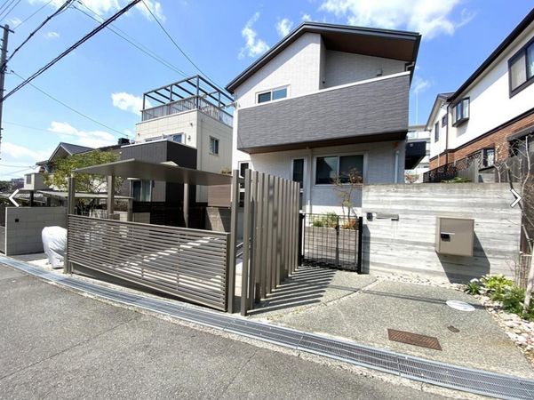 吹田市竹見台2丁目 戸建 外観 吹田市竹見台2丁目 戸建 外観