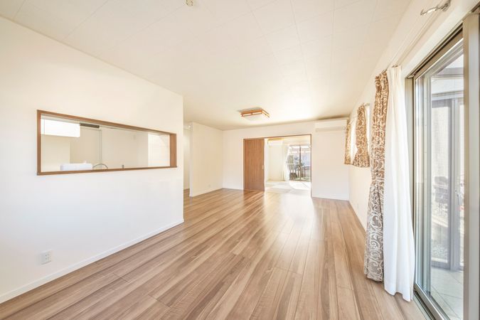 箕面市彩都粟生南5丁目 戸建 リビング 箕面市彩都粟生南5丁目 戸建 リビング