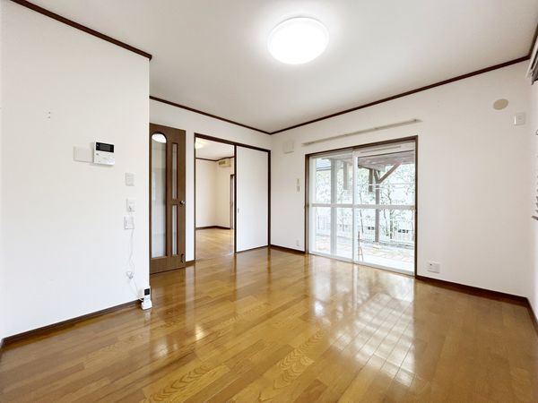 豊能郡豊能町希望ケ丘5丁目 戸建 リビング 豊能郡豊能町希望ケ丘5丁目 戸建 リビング