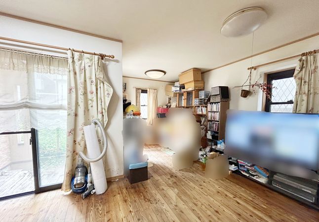 箕面市瀬川1丁目 戸建 リビング 箕面市瀬川1丁目 戸建 リビング