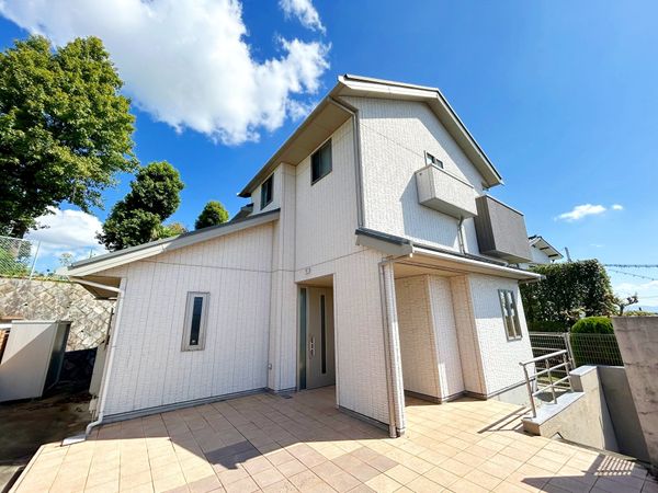 箕面市粟生新家5丁目 戸建 外観 箕面市粟生新家5丁目 戸建 外観