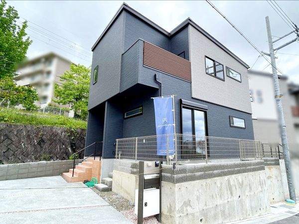 箕面市第2粟生間谷西 1号棟 新築戸建 外観